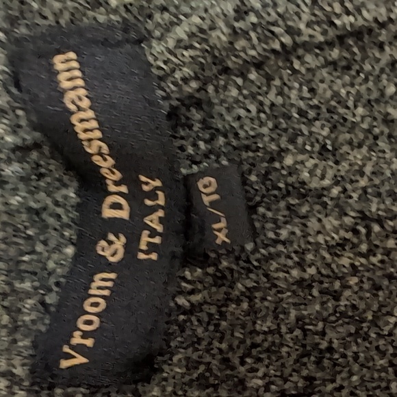 XL long sleeve sweater - Picture 3 of 5